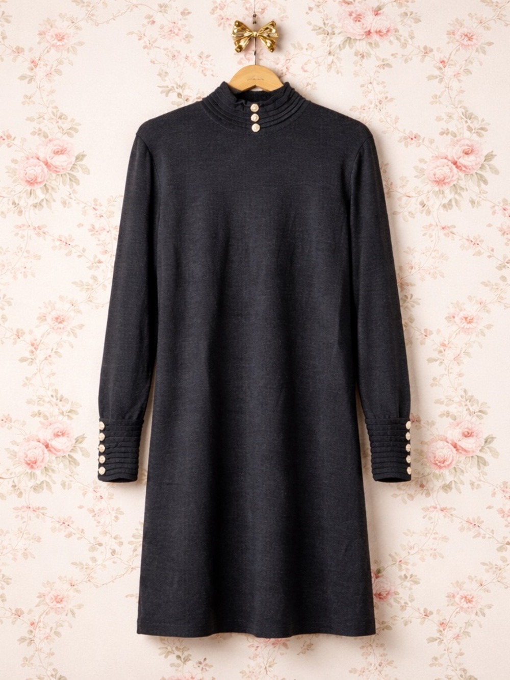 St. John Collection by Marie Gray Sweater Dress – Size 6